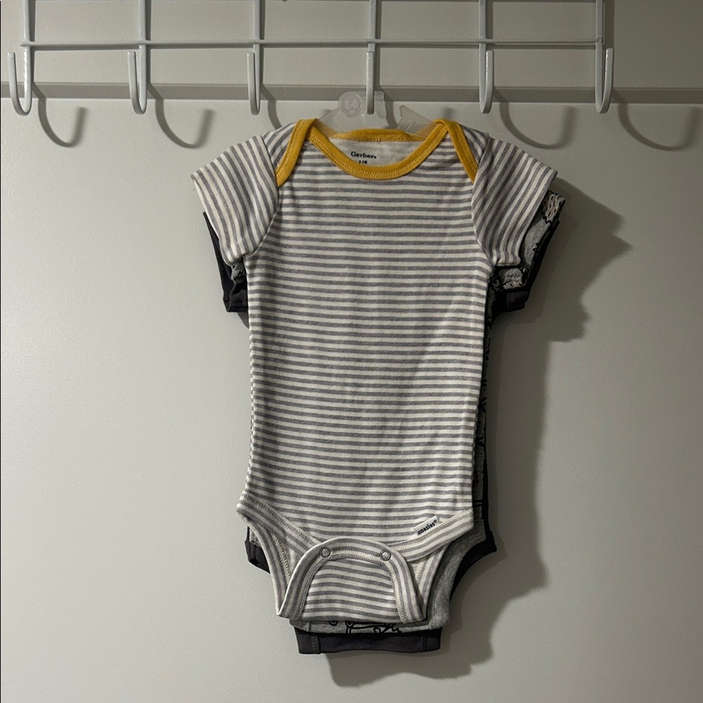 Gerber Black and Orange Kids Bodysuit 3 set - Picture 3 of 5